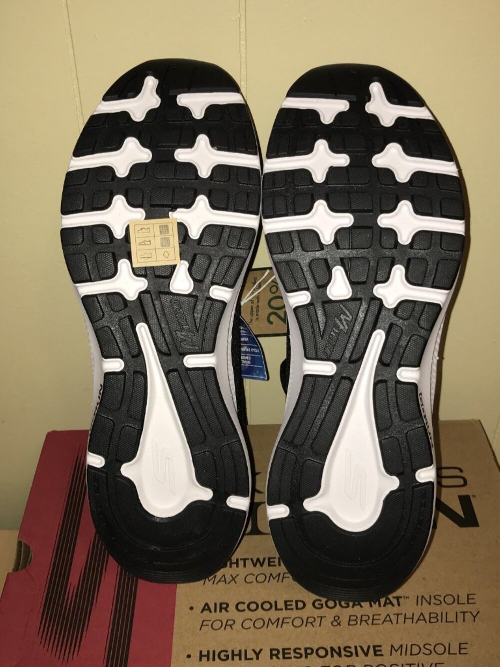 Women's SKECHERS Go Run Consistent 2.0 Engaged-128605-Size 11- Black - Picture 6 of 16